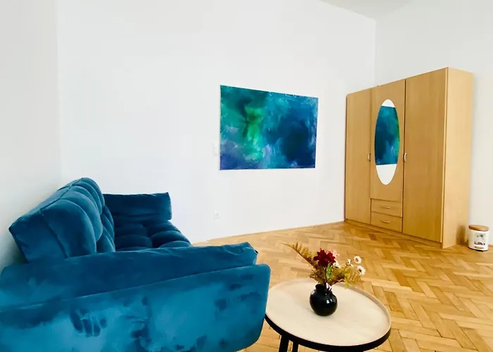 2-bedroom Apartment, Sleeps Six, 4-min Walk To Stadthalle Apartment Vienna
